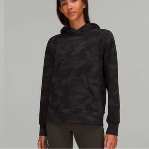 Lululemon Loungeful Hoodie
Heritage 365 Camo Deep Coal Multi